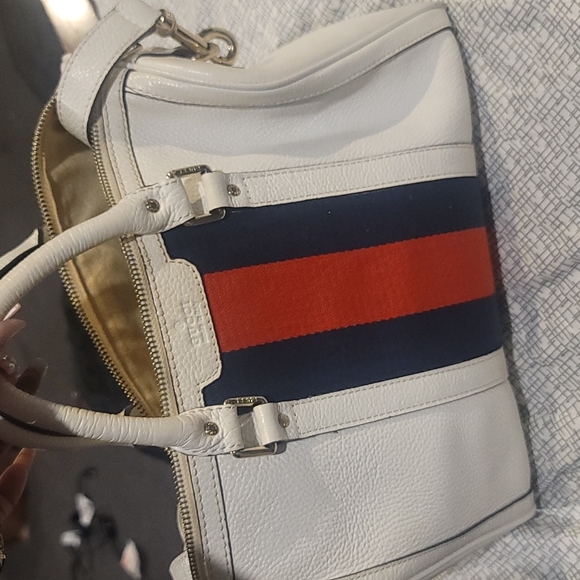 Gucci Purse and Gym Shoes as a set!!! - Picture 5 of 7